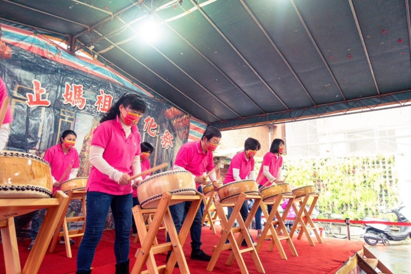 汐止濟德宮-2023-04-01 與媽祖童在一起