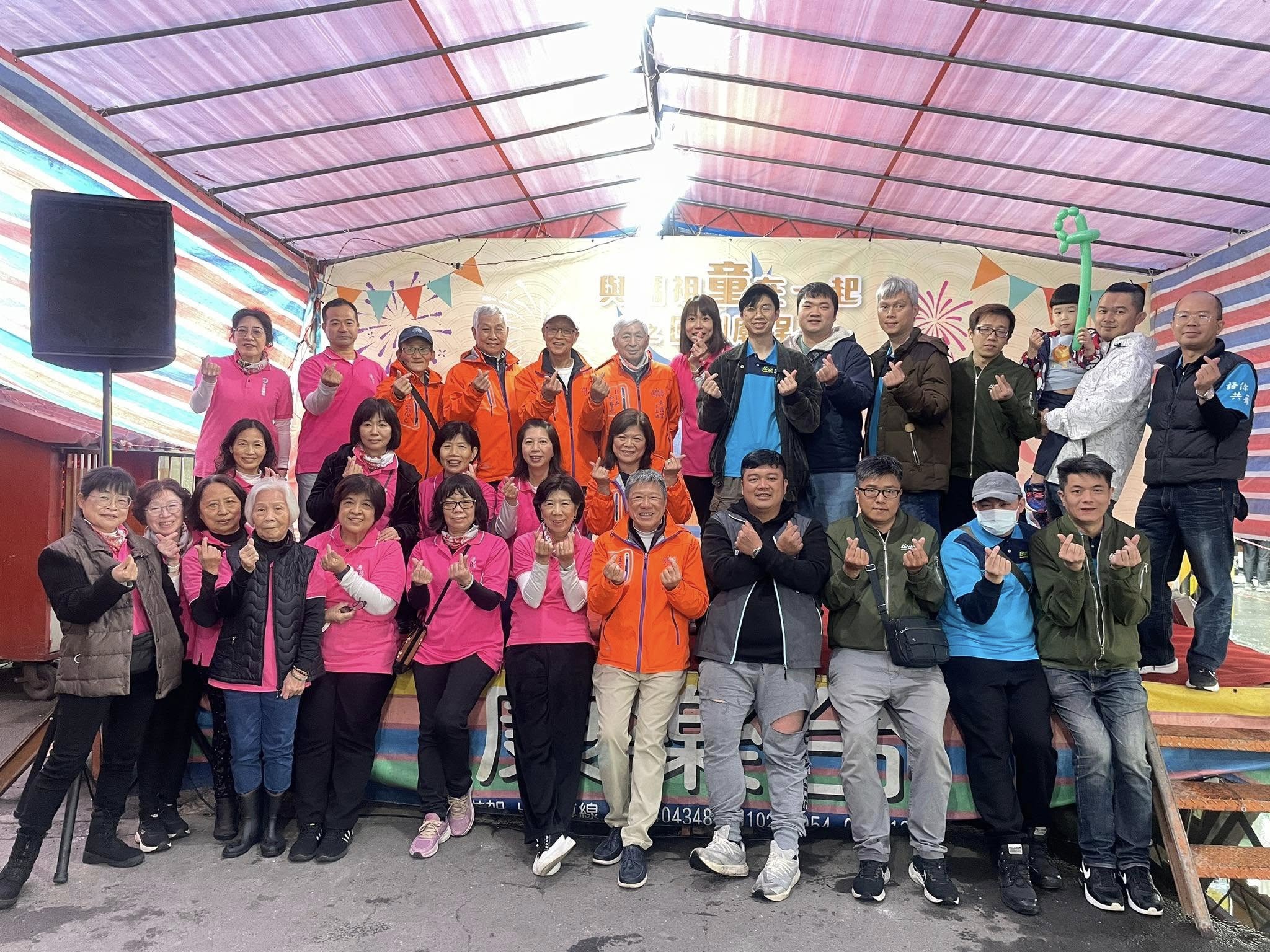 汐止濟德宮-2025-03-30 與媽祖童在一起