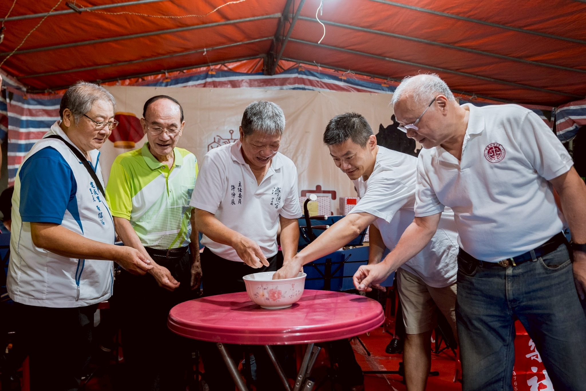 汐止濟德宮-2025-10-04 中秋晚會博狀元餅