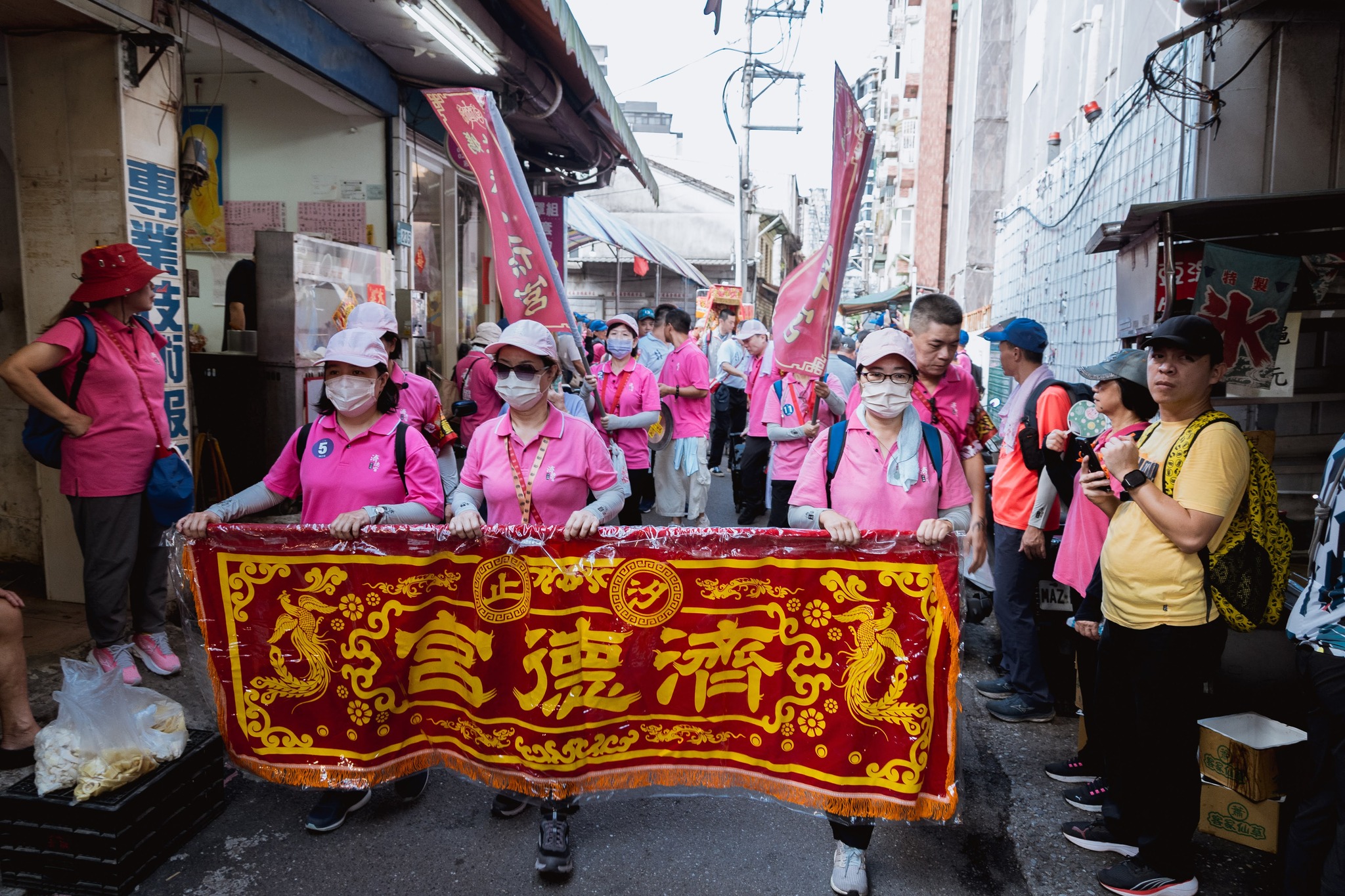 汐止濟德宮-廟宇公告最新消息-濟德宮百人行腳基隆圓滿完成